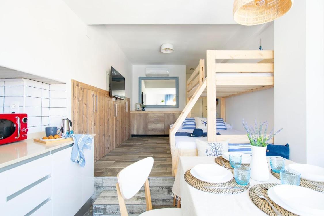 Apartbeach La Brisa Y Frente Playa La Pineda Eksteriør bilde
