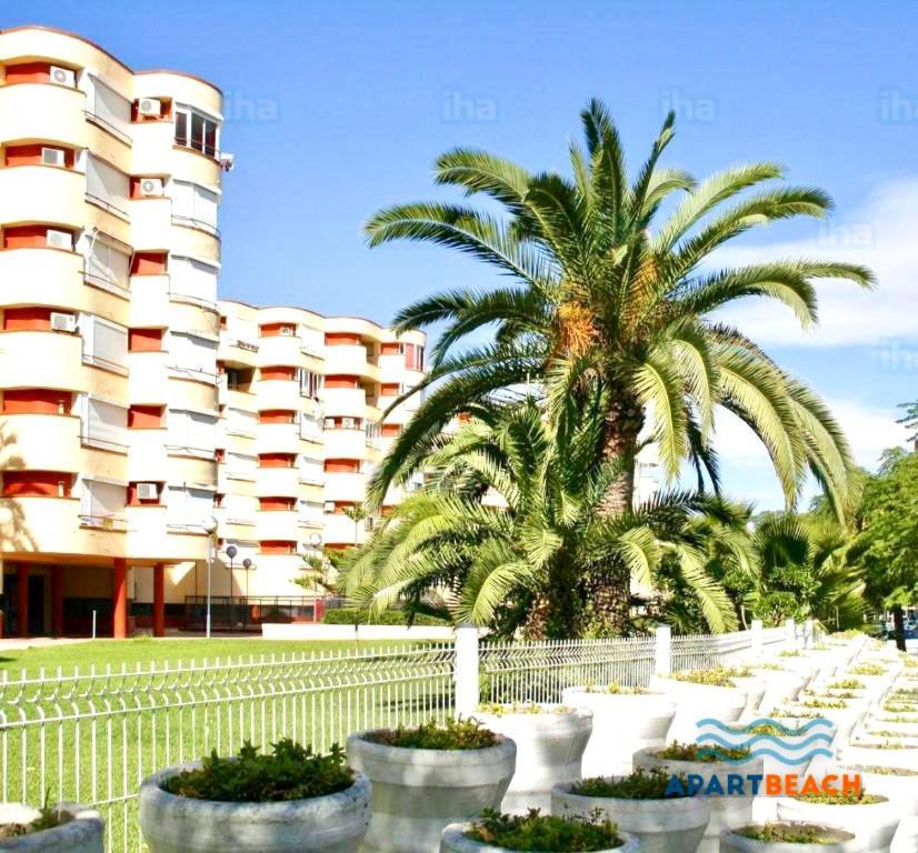 Apartbeach La Brisa Y Frente Playa La Pineda Eksteriør bilde